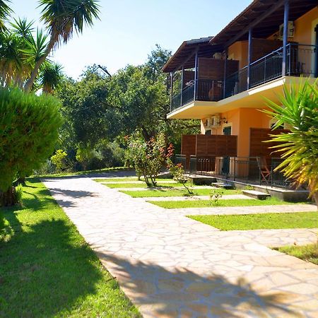 Krystallia Apartments Dassiá Exteriér fotografie