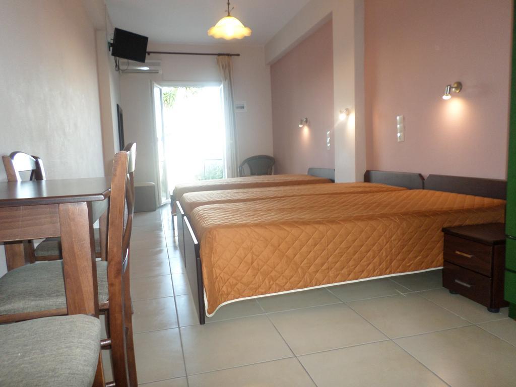 Krystallia Apartments Dassiá Exteriér fotografie